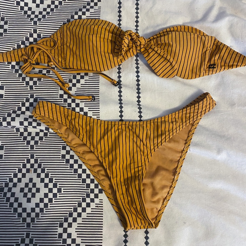 Billabong bikini set
